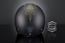 casco custom Pinstriping