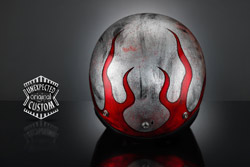 casco custon aerografato Rusted Flames